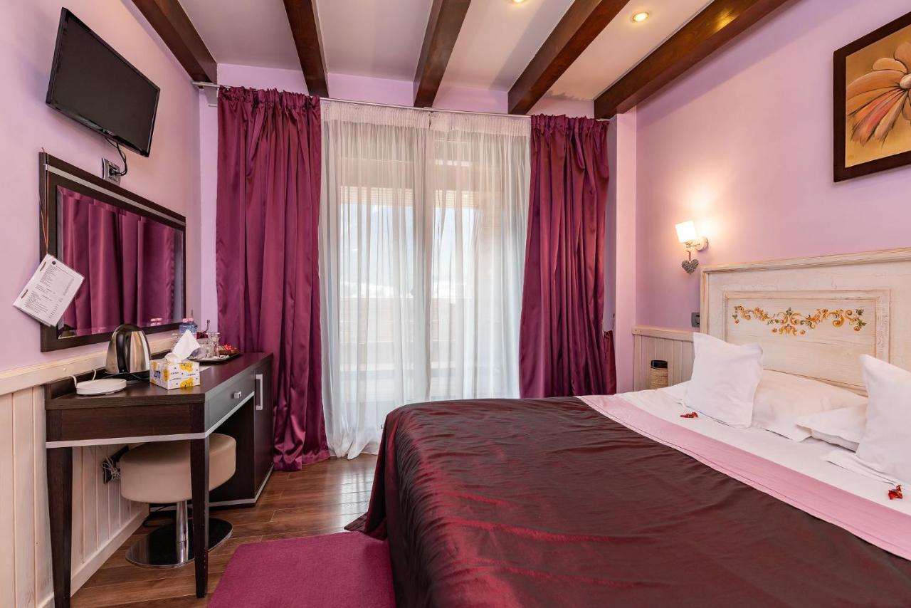 Casa Freya Hotel Busteni Bagian luar foto