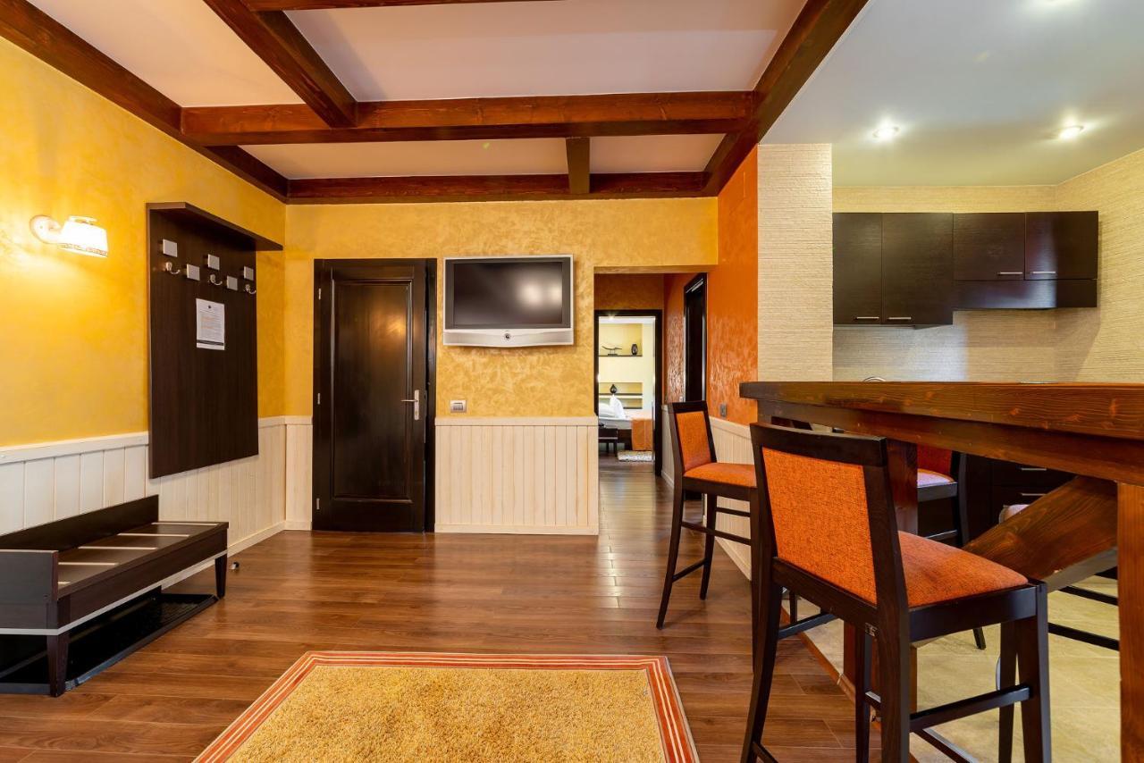 Casa Freya Hotel Busteni Bagian luar foto