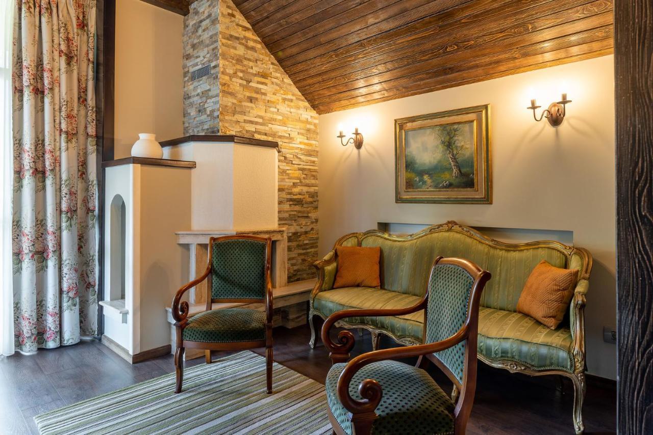 Casa Freya Hotel Busteni Bagian luar foto