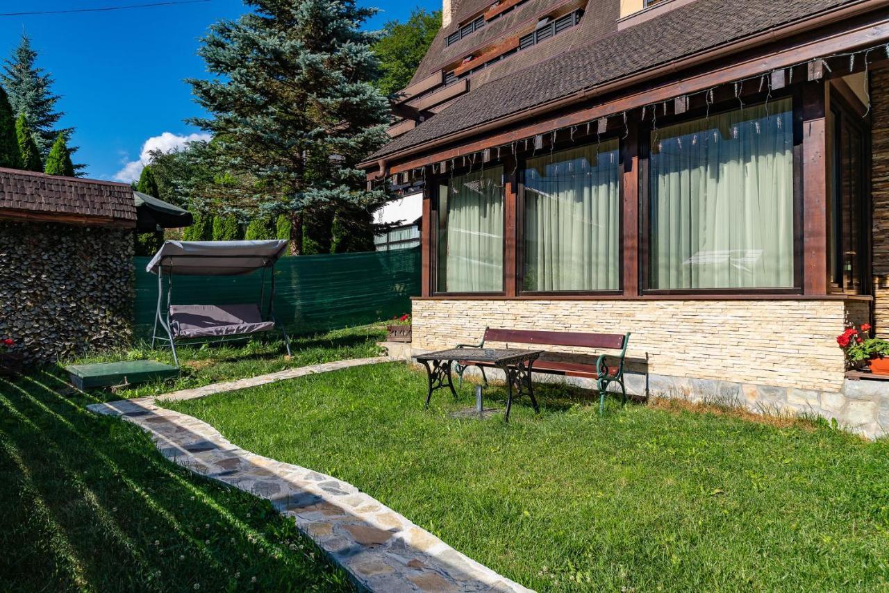Casa Freya Hotel Busteni Bagian luar foto